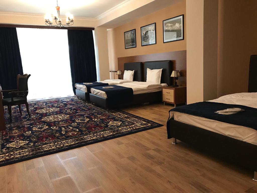 Viktoria Hotel Plaza