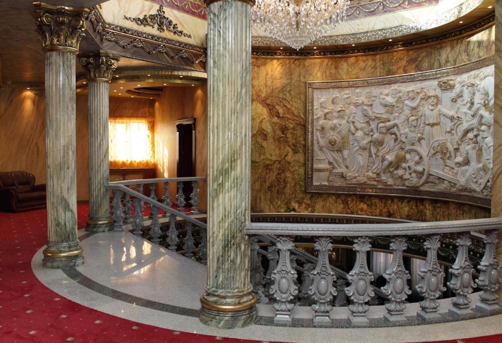 Alexandrapol Palace Hotel