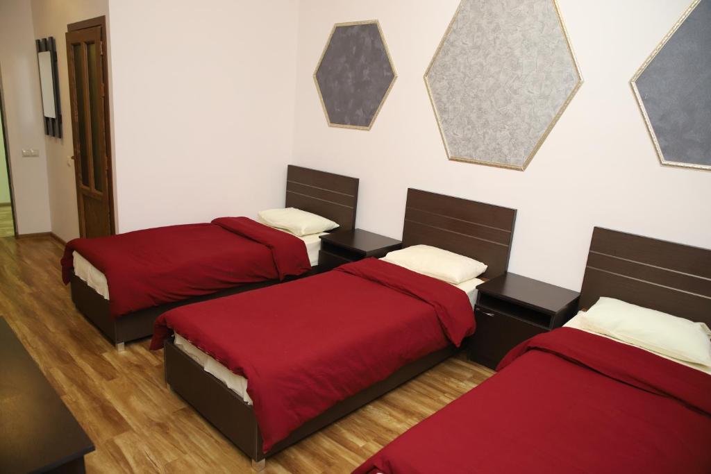 Gold Hotel