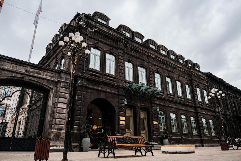Grand Hotel