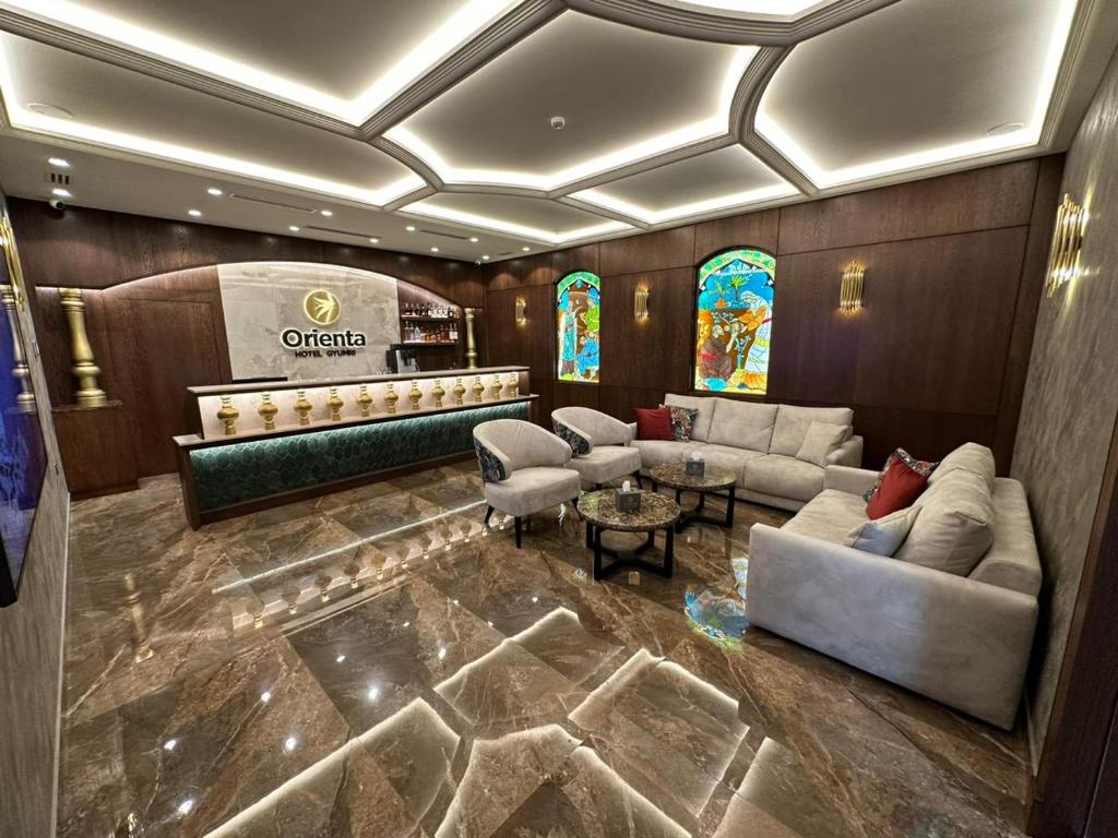 Orienta Hotel