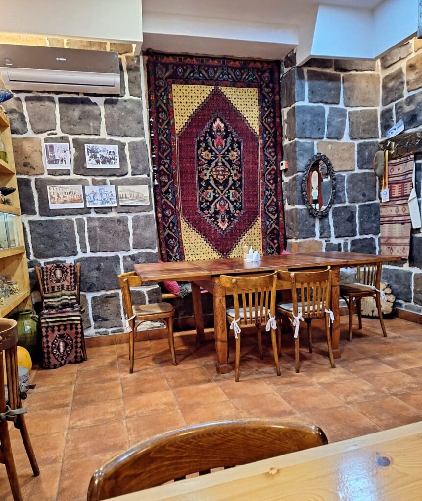 Gwoog Gastrohouse