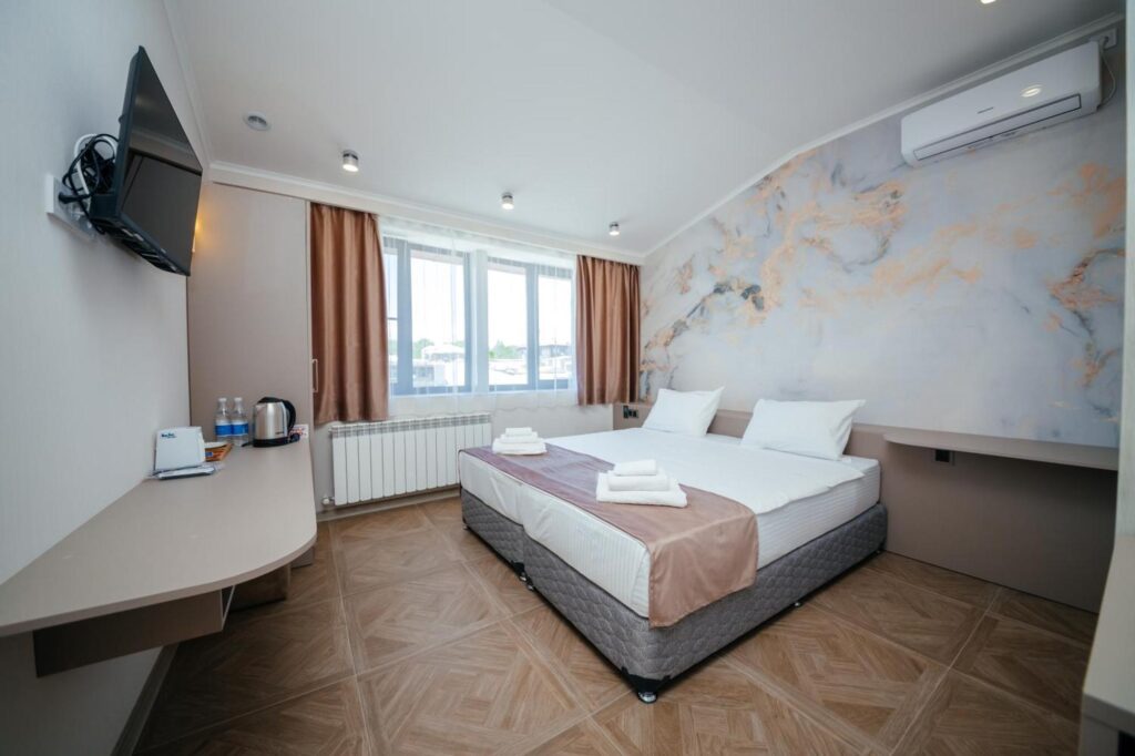 Chief Hotel