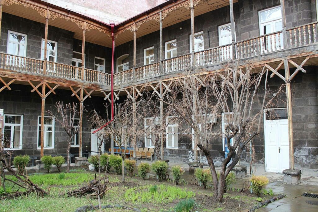 The Gallery of Aslamazyan Sisters